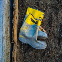 Shoes-and-Gloves-02